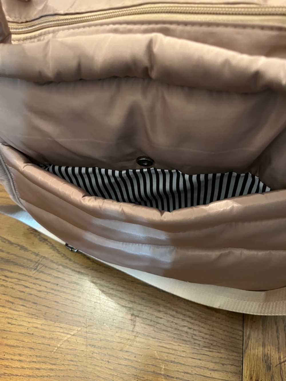 Alexis Bendel Blush Tan Quilted Tote with Adjustable Strap, NWOT - Picture 16 of 16